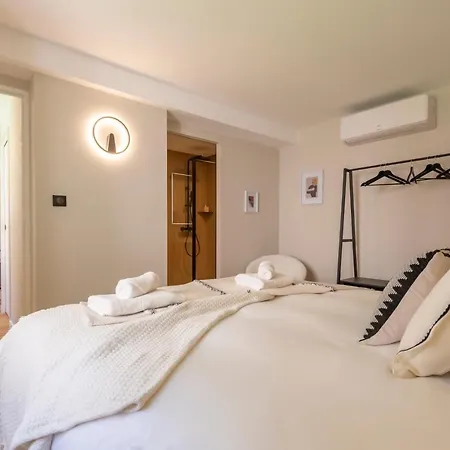 Le Boho . Centre-Ville Macon . Proche Gare . Design . Neuf . Wifi . Climatisation . Confort Exterior photo