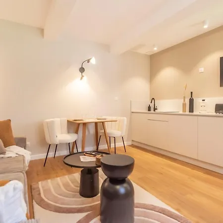 Le Boho . Centre-Ville Macon . Proche Gare . Design . Neuf . Wifi . Climatisation . Confort Exterior photo