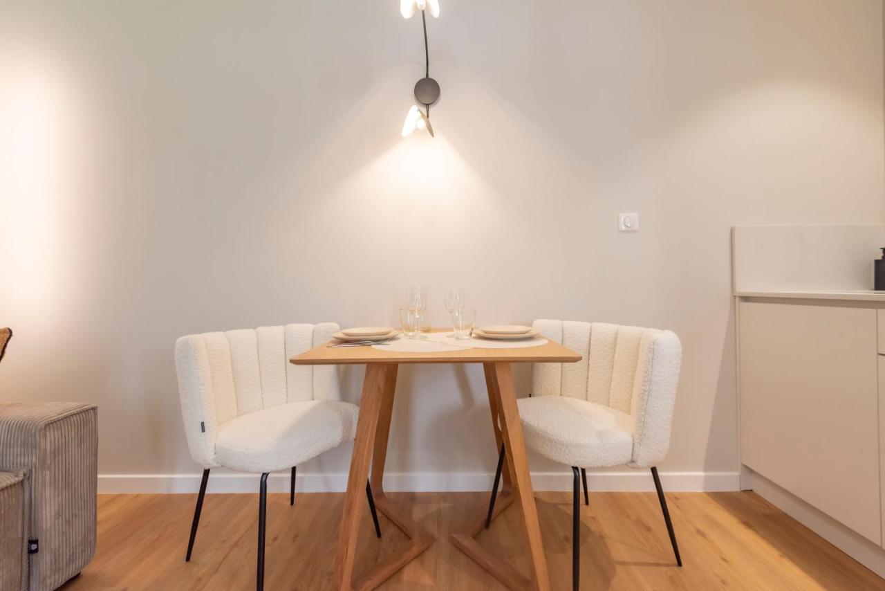 Le Boho . Centre-ville . Proche Gare . Design . Neuf . Wifi . Climatisation . Confort Apartment *